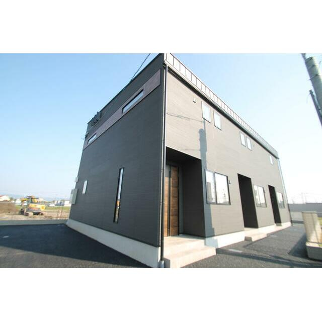 熊本市東区画図町大字重富のアパート