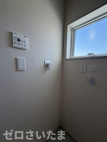 《仲介手数料無料》久喜市栗原４丁目4-2新築一戸建てリーブルガーデンのランドリースペース|ガスの配線も来ているのでガス乾燥機も設置できます。