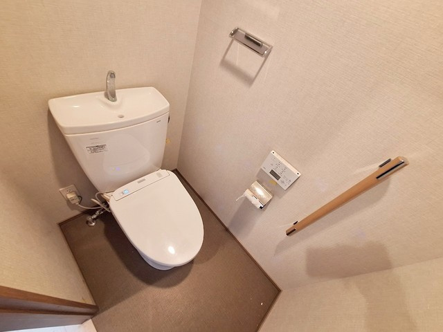 アトラス新宿左門町のトイレ