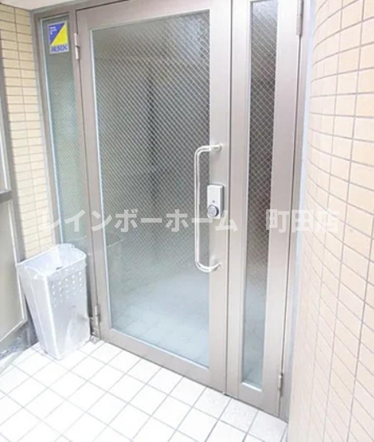 コートコア百合丘※初期費用分割あと払いサービス利用可能物件のエントランス