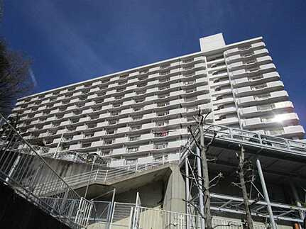 トーカンマンション山根町センターウィングの外観