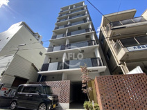 huit　arbre上町台の画像