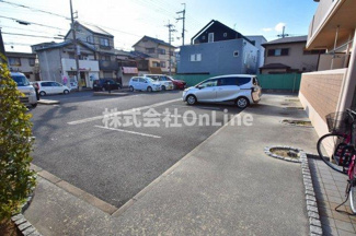 【駐車場】