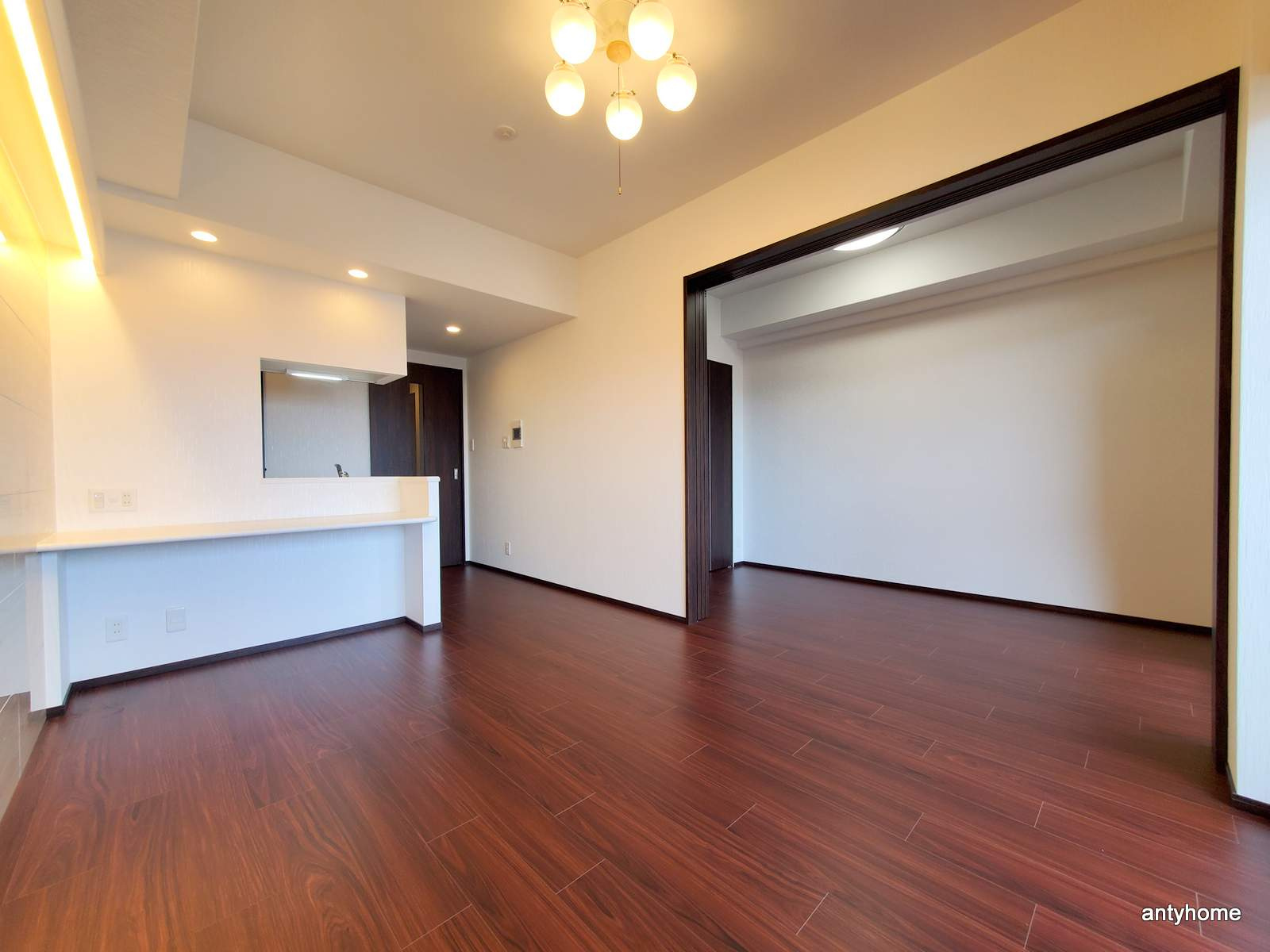 プレジオ御幣島　仲介手数料無料の居間・リビング