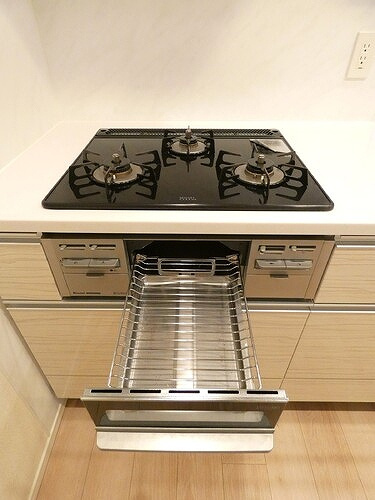 葛飾区新宿６丁目の賃貸マンションの設備|ガスコンロ　グリル　内装済