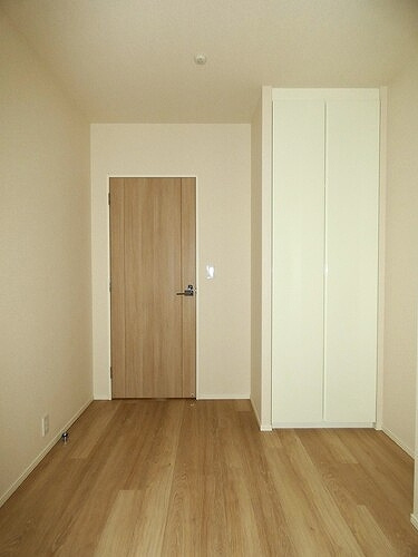 葛飾区新宿６丁目の賃貸マンションのその他|洋室　約5.0畳　内装済