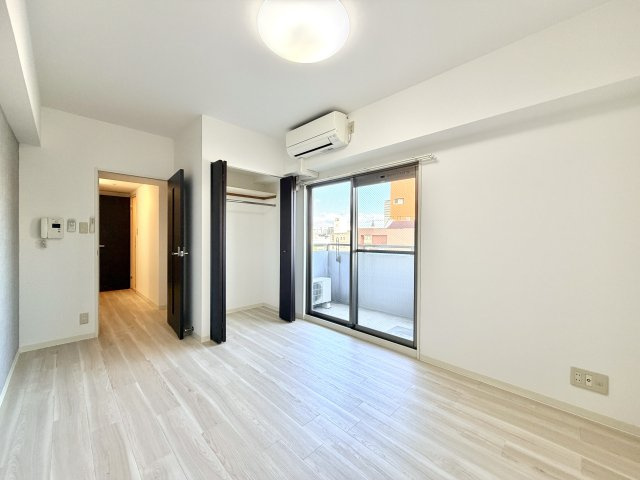 レジデンス名古屋千代田の居間・リビング