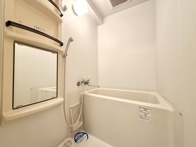 レジデンス名古屋千代田の浴室