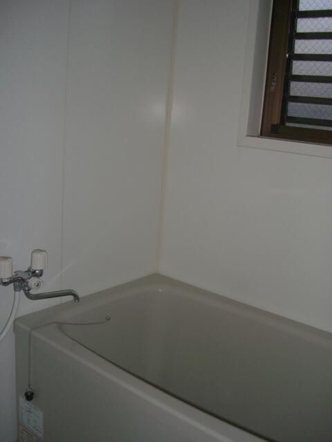 オリエンタル中河原の浴室