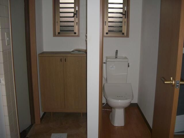 オリエンタル中河原のトイレ