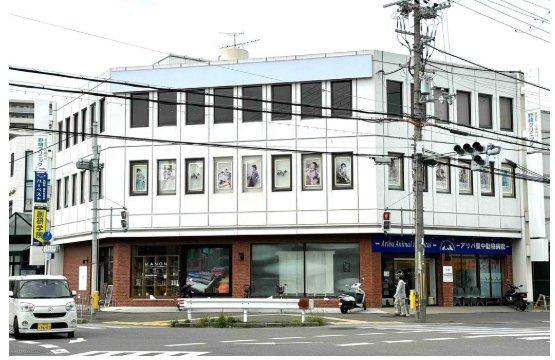 トーエイビルの外観