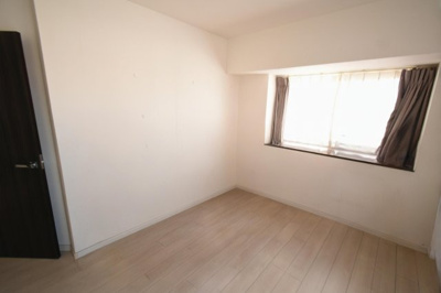 【洋室】 | エムディア鹿児島南 | ※家具等はAIで消しています。