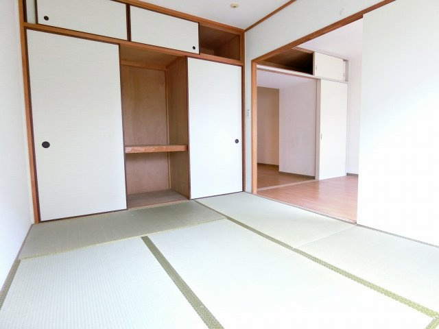 グリーンパーク藤の寝室