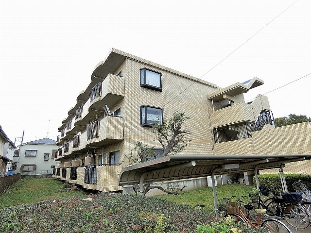 グリーンパーク藤の外観