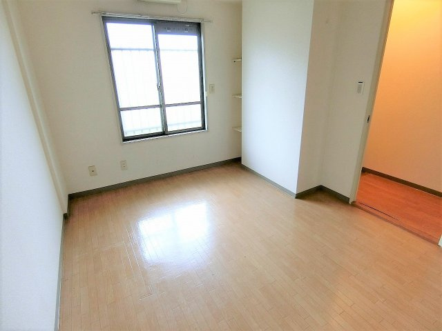 グリーンパーク藤の寝室