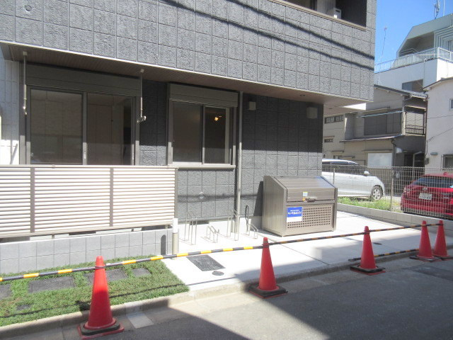 ファーストアベニューのその他共用部分|★敷地内ごみ置き場★