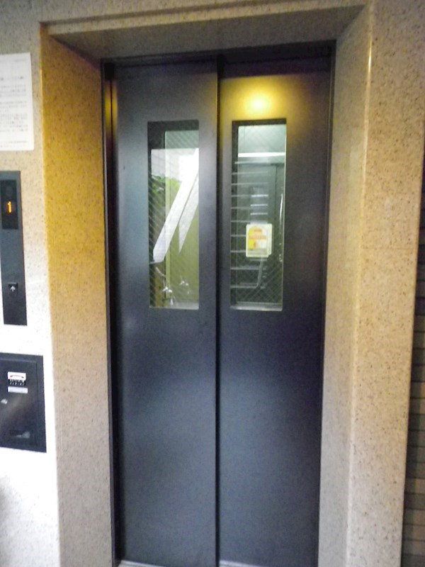 ルーブル早稲田参番館のその他共用部分|エレベーター★