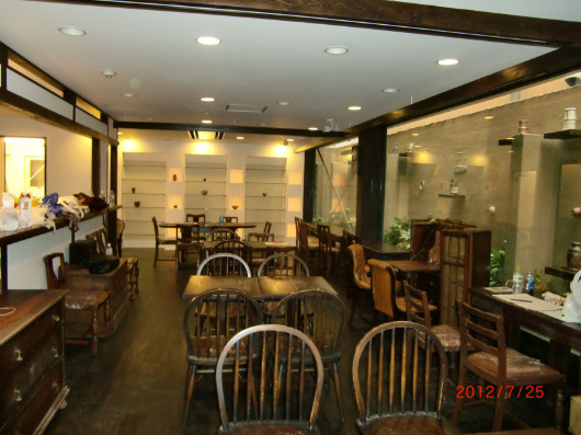 大名一棟貸しの内装