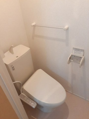 【トイレ】 | カンタービレ西浜Ⅰ | 落ち着いた色調のトイレです