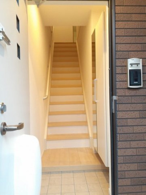 【玄関】 | カンタービレ西浜Ⅰ | きれいな玄関です