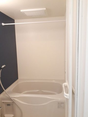 【浴室】 | カンタービレ西浜Ⅰ | 日々の暮らしに欠かせないお風呂です