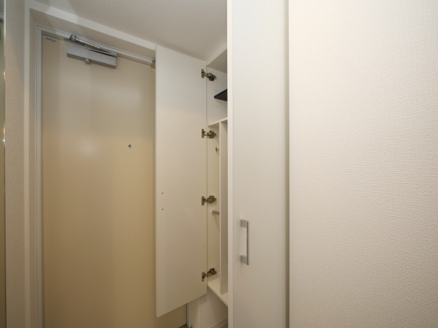 セレニテフラン新大阪の収納