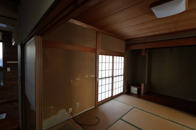 新潟県見附市今町5丁目　戸建ての和室