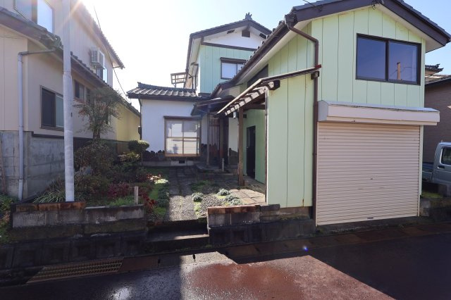 新潟県見附市今町5丁目　戸建て