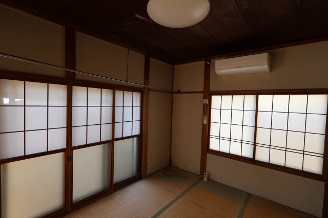 新潟県見附市今町5丁目　戸建ての和室