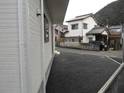 広島市安佐北区可部８丁目の駐車場