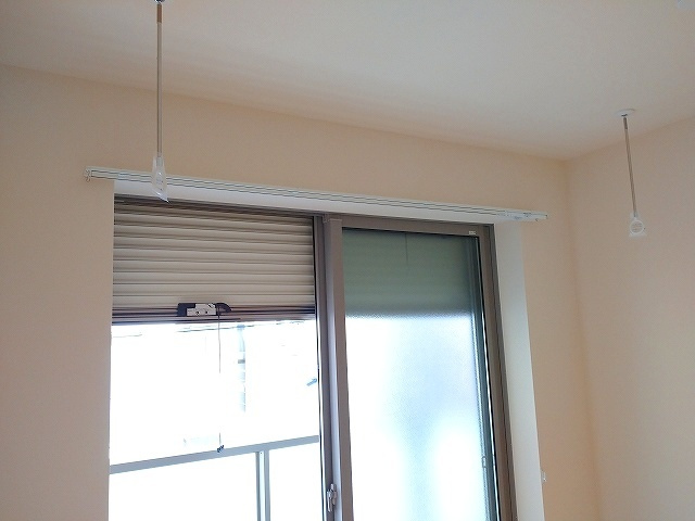 スタンツァ フェリーチェのその他|★防犯シャッター　室内物干しフック★