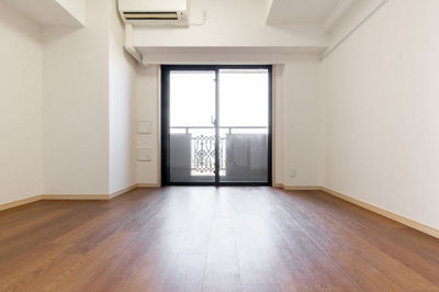 【居間・リビング】 | グリフォーネ横浜・伊勢町弐番館