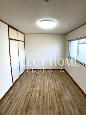 【寝室】 | エスポワール南ヶ丘 | 使い勝手のいい寝室です