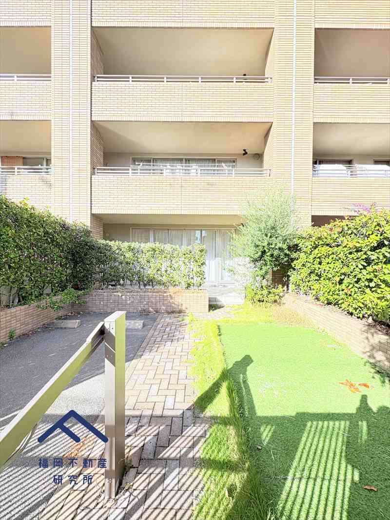 ブライトンヒルズ藤崎の庭