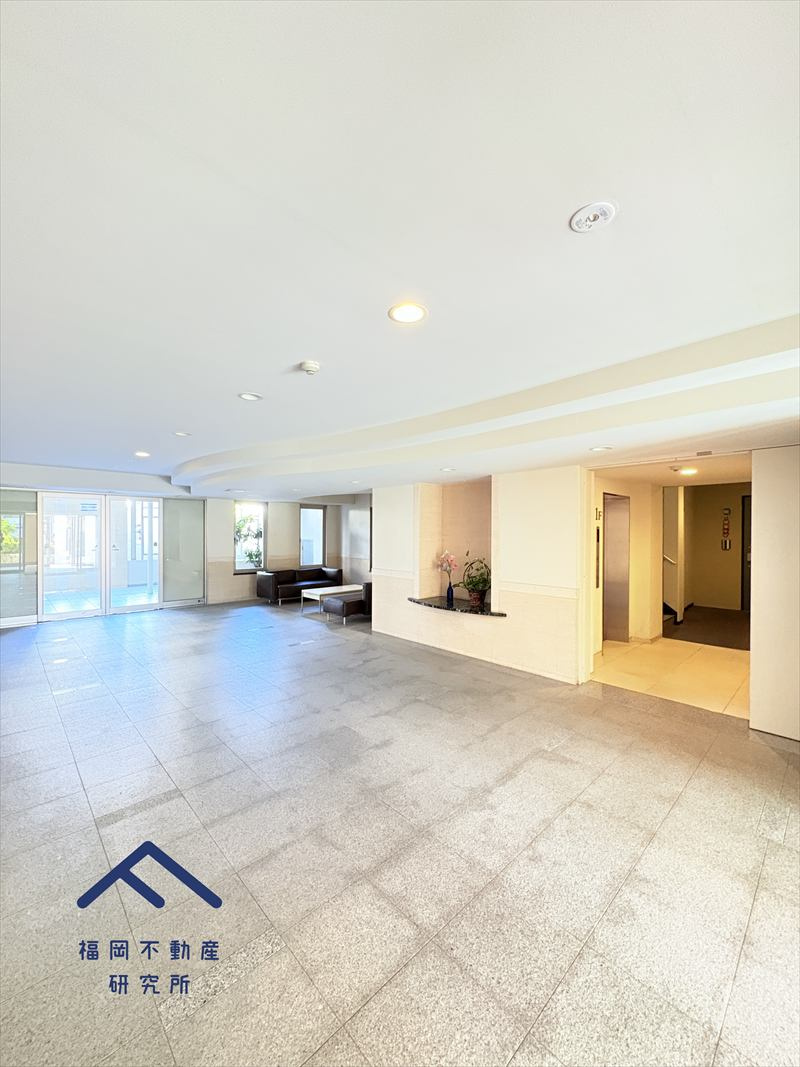 ブライトンヒルズ藤崎の駐車場