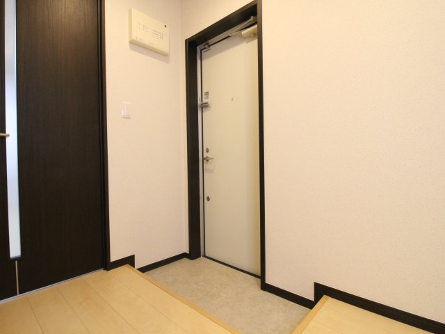 フジパレス北加賀屋Ⅱ番館の玄関|落ち着いた玄関です