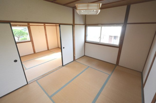 山中大野貸家の和室