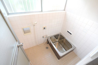 保温性に優れたステンレスの浴槽です☆