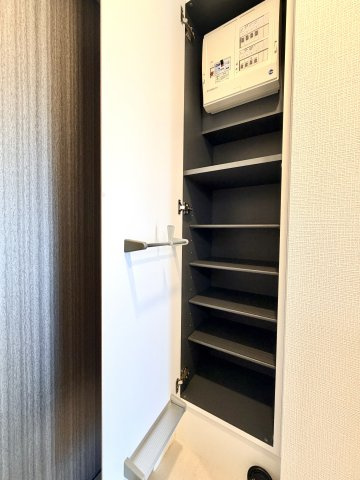 エスプレイス上前津レガシーの収納