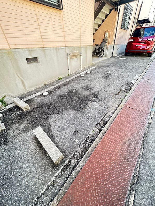 カーサ六甲の駐車場