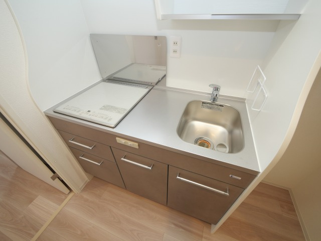 セレニテフラン新大阪のキッチン