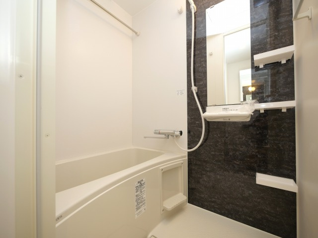 セレニテフラン新大阪の浴室