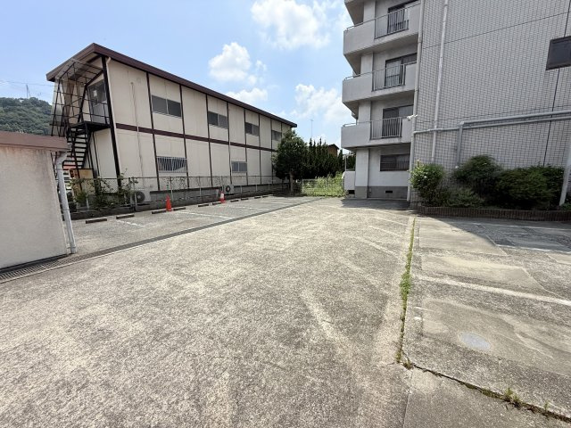 【駐車場】 | ルネアルマーニ