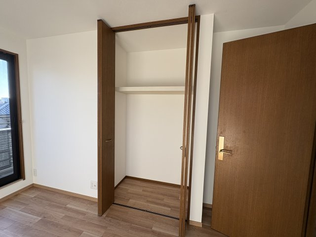 和歌山市小雑賀・中古戸建・116391の収納