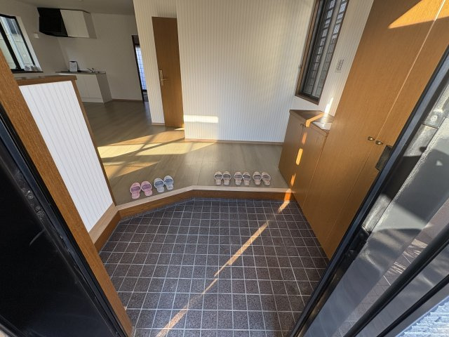 和歌山市小雑賀・中古戸建・116391の玄関