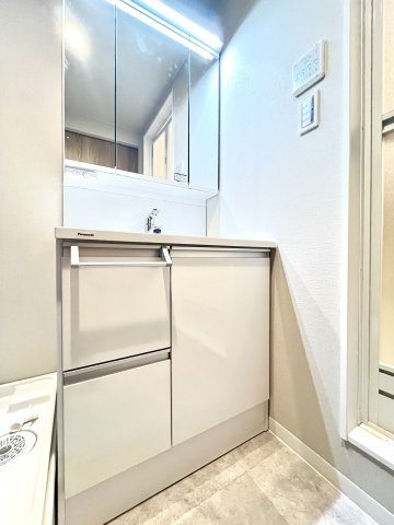 ネオコーポ魚崎の洗面所|洗面化粧台