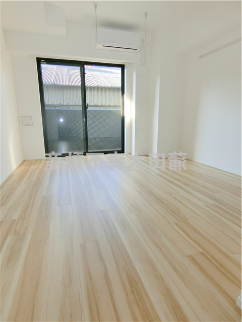 REALIZE蒲田Ⅱの居間・リビング