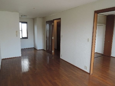 【居間・リビング】 | サティ春日Ⅱ