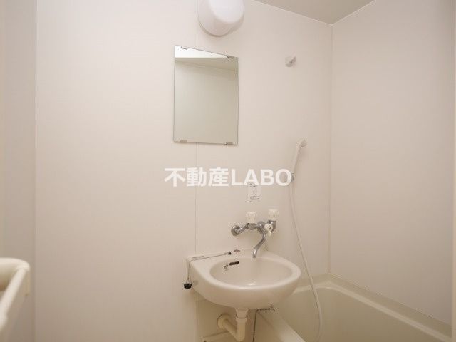 マツダ21の洗面所