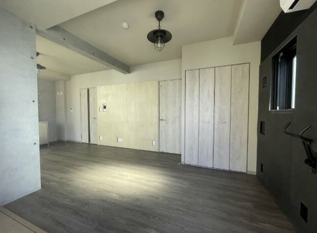 ROOTs　Shibuya Honmachiの居間・リビング